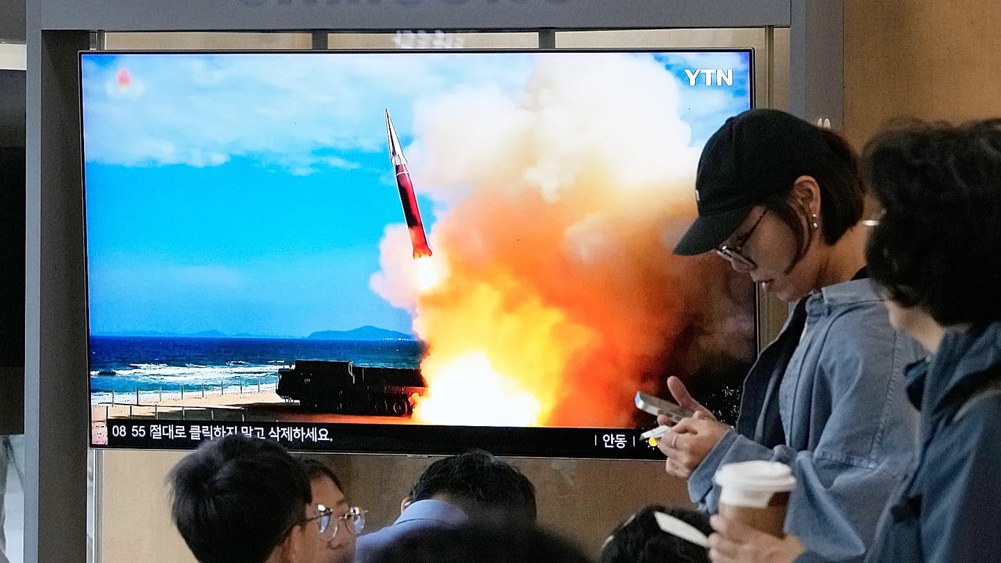 金与正借韩日测距差异吹嘘导弹难拦