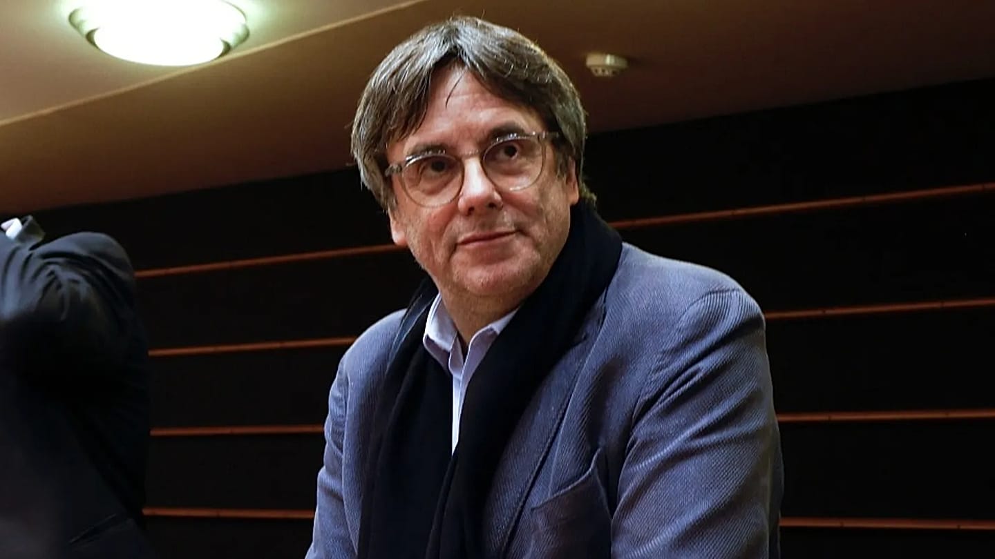 西班牙宪法法院挑战大赦排除理由，最高法院暂撤普伊格蒙特逮捕令