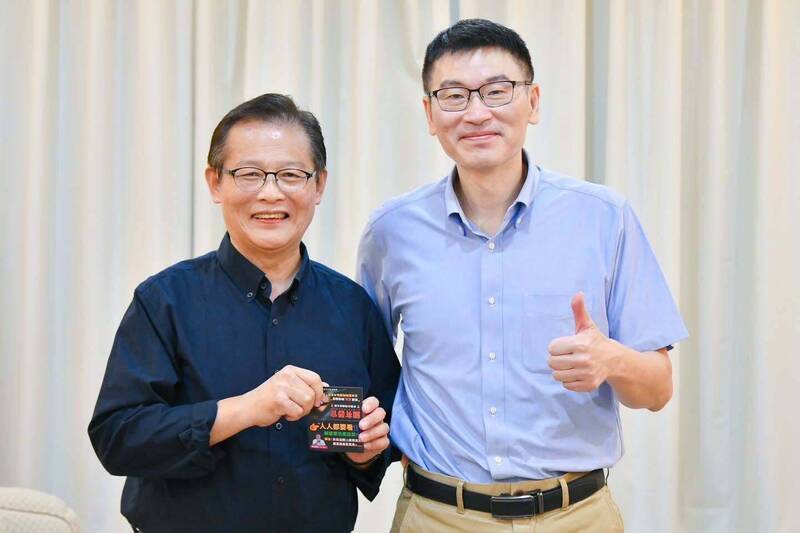 冒名恐吓让《国有器官》发行人反复应讯，办案程序反成施压工具