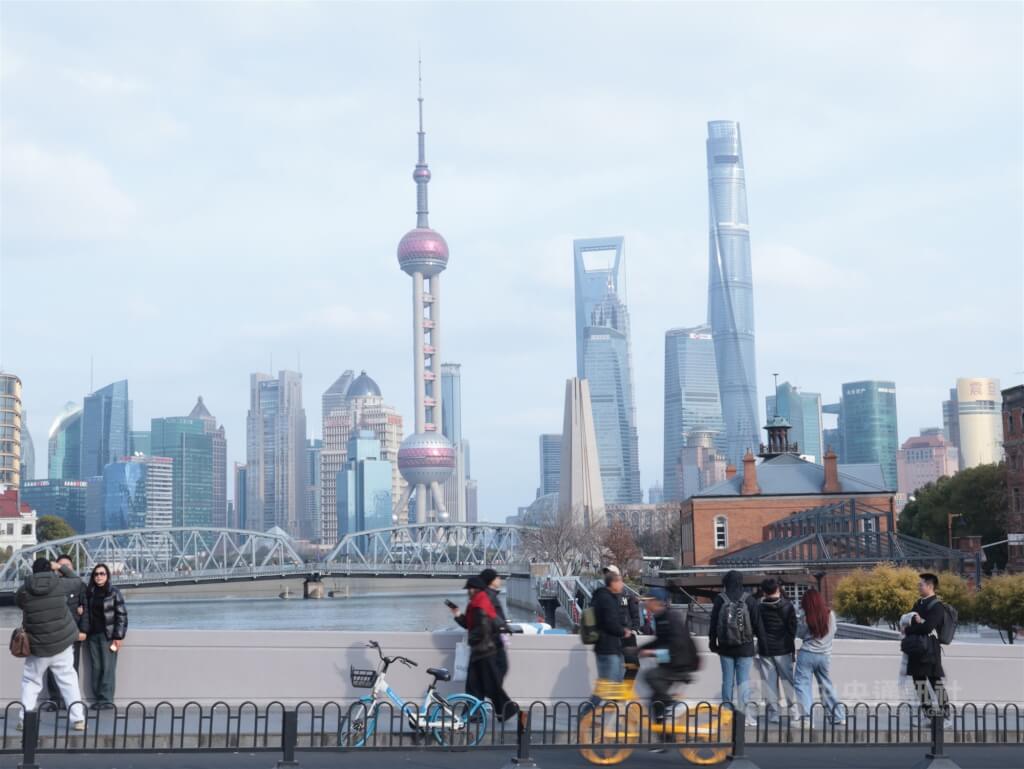 中国扩张国安法规，台湾维持赴陆橙色旅游警示