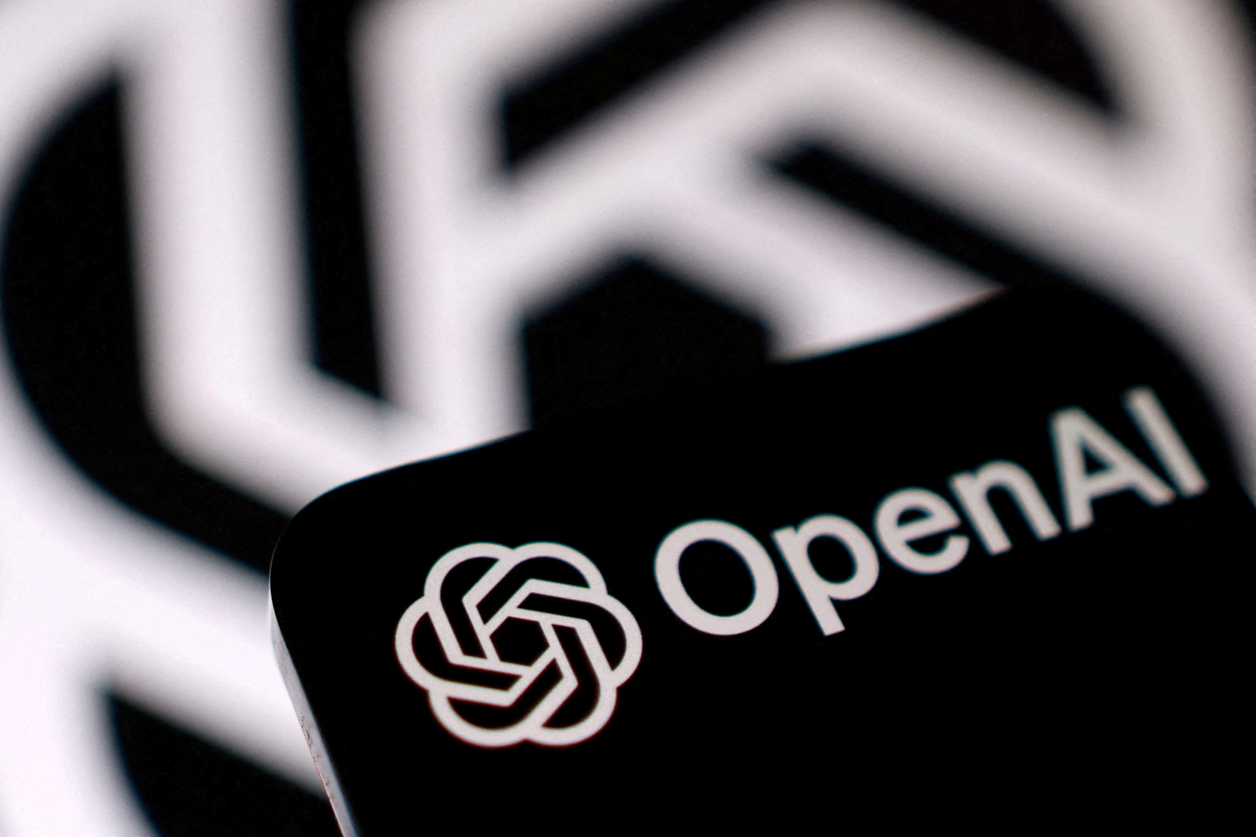 OpenAI两组收入估算相差200亿美元，AI估值叙事暴露统计口径盲区