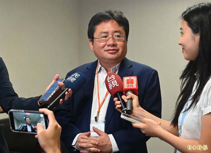台中检方：有人出资袭击矢板明夫，意在用暴力封口