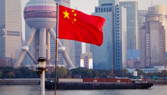 主权资本涌向美国AI，中国房地产拖累长期资金