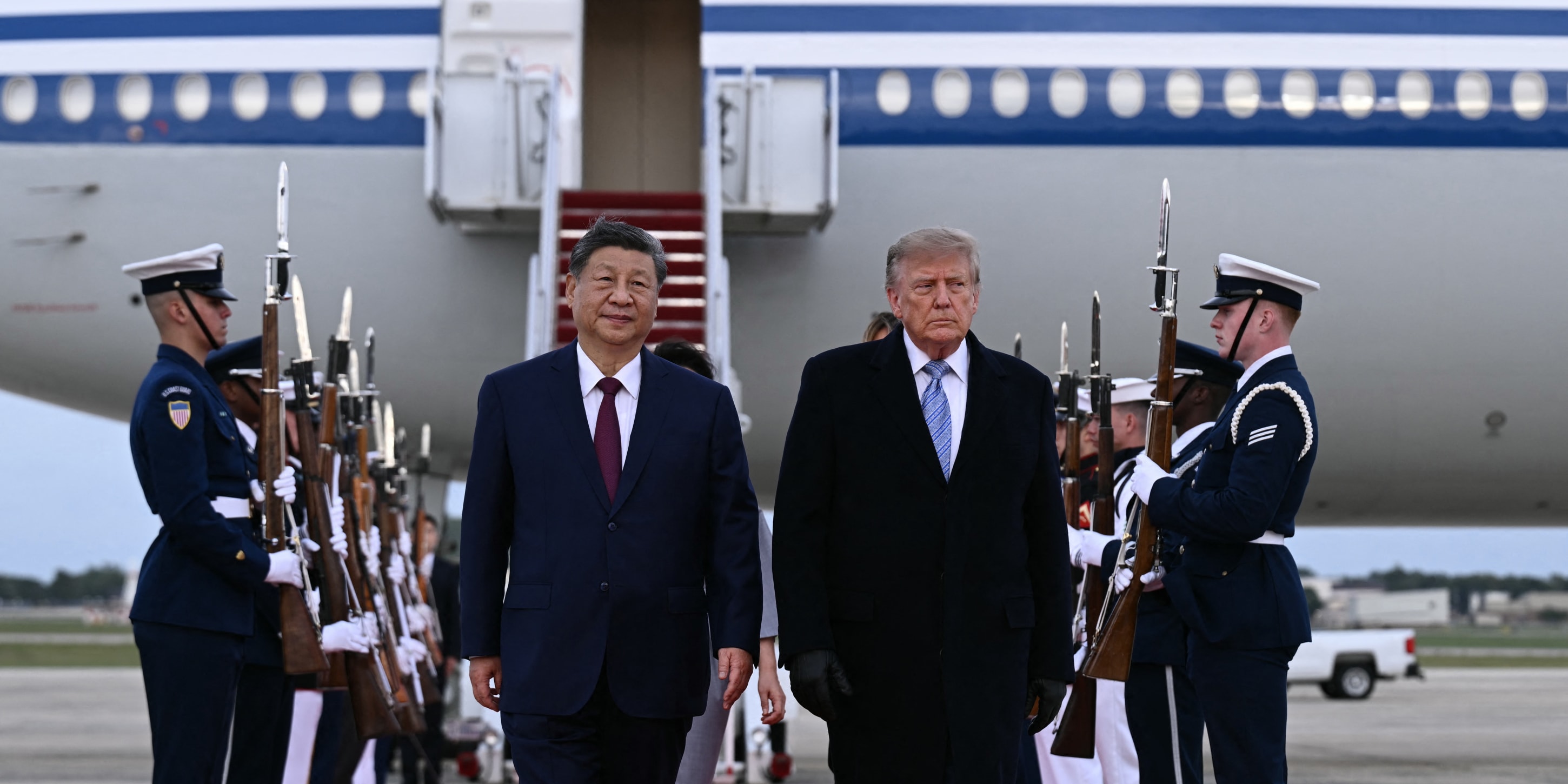 伊朗的战争后勤线穿过中国:美国若不碰北京,制裁就很难真正掐住德黑兰
