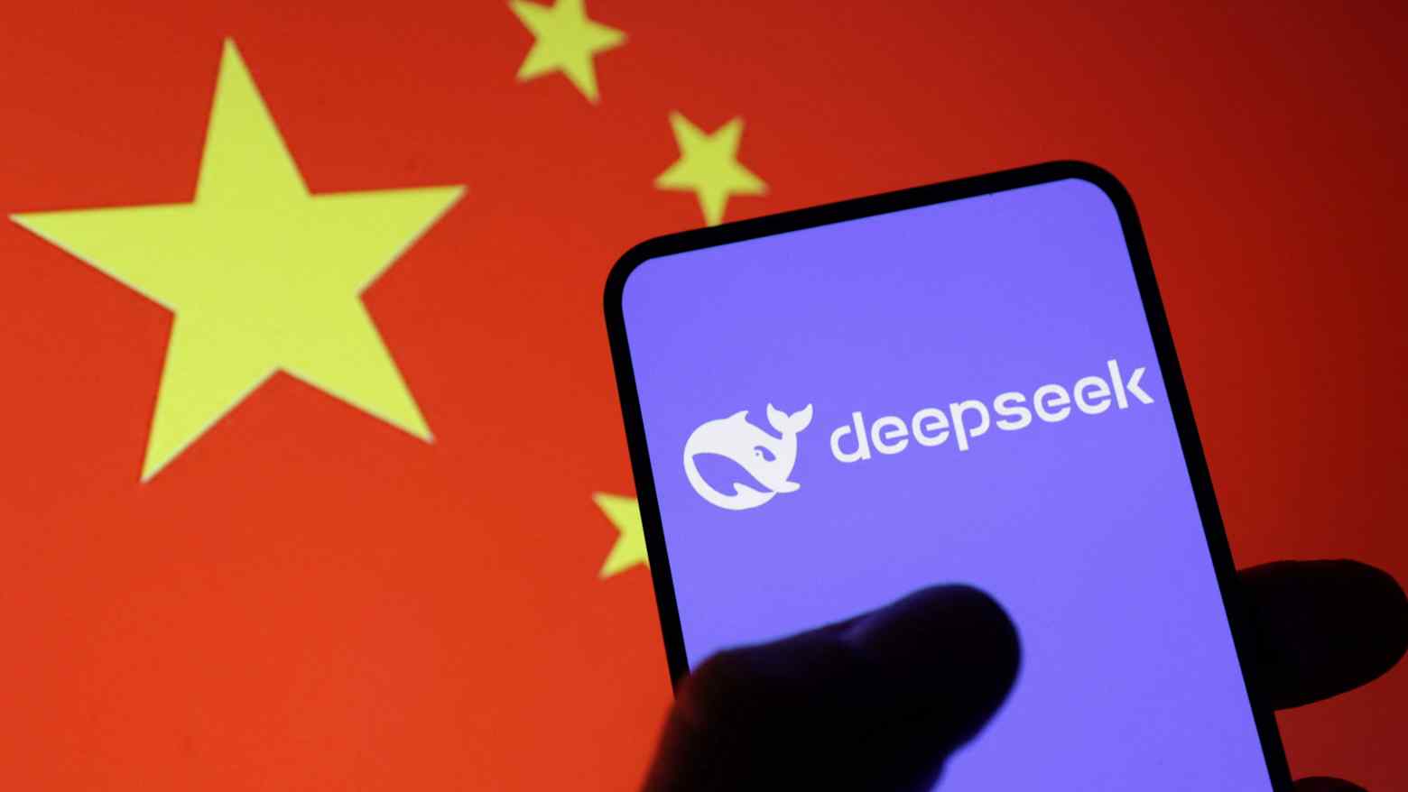 中国猛堆AI算力，国企压价让电力设备商订单难变利润
